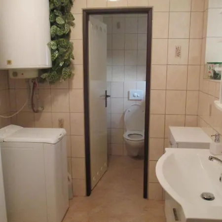 Pod Ostasi By Interhome Сasa de vacaciones Police nad Metují
